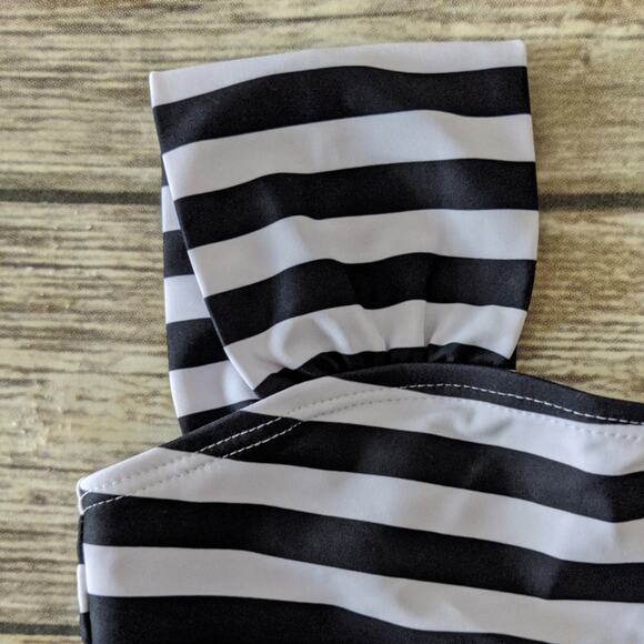 Nwt Stripe and Floral 2 piece tank bikini Sz Small - Picture 7 of 8